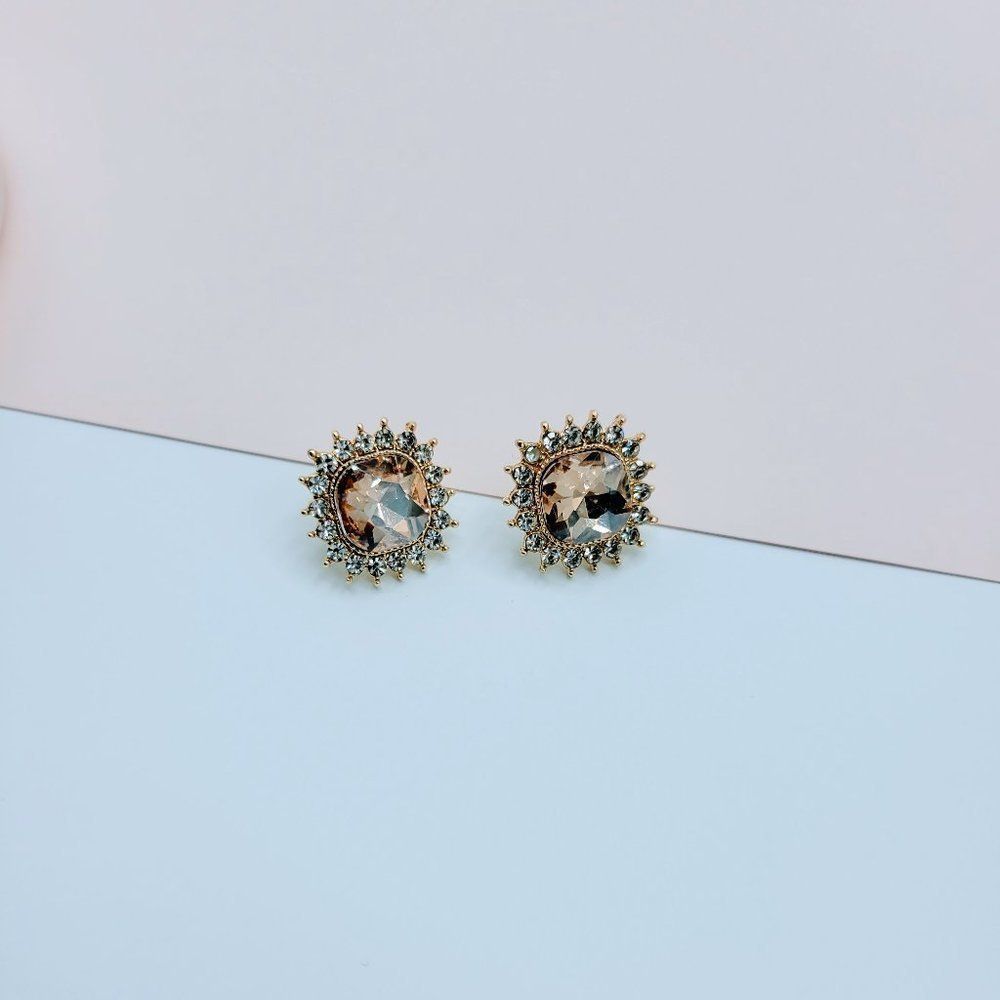 7/$35 Beige Crystal Large Stud Earrings - Picture 6 of 10
